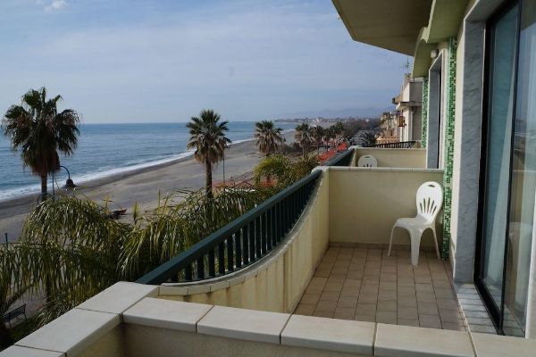 Miramare Hotel (Marina di Gioiosa Ionica)